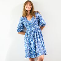 Robe mi-longue